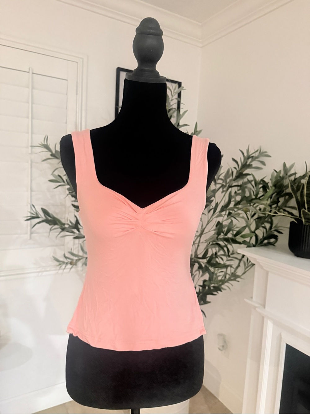 NWOT TiulZial Women's Pink Ruched Tank Top
